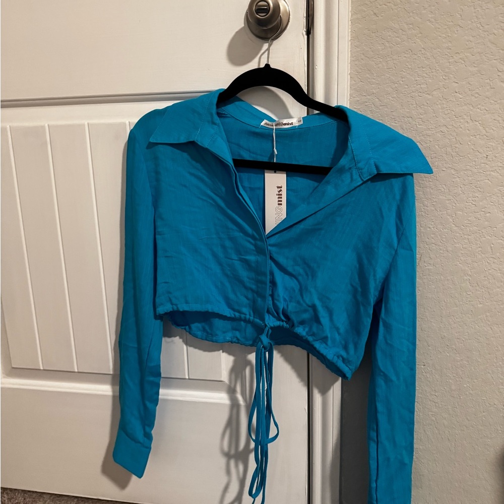 Morning Mist Blue Button Down Crop Shirt size 10 NWT